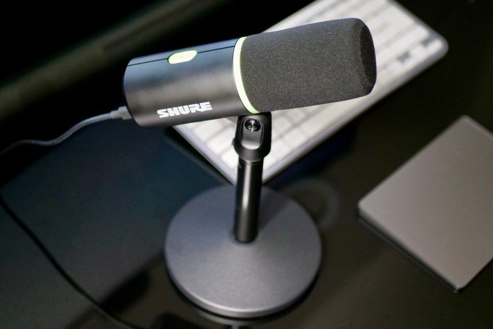 The side of the Shure MV6 microphone.
