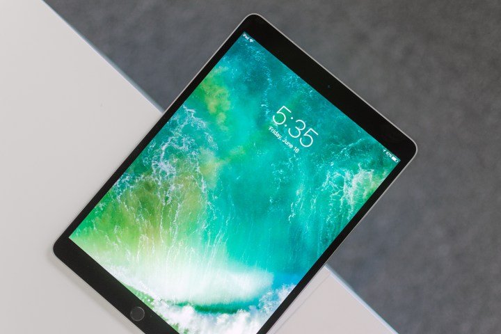 apple ipad pro 10 5 review screen angle