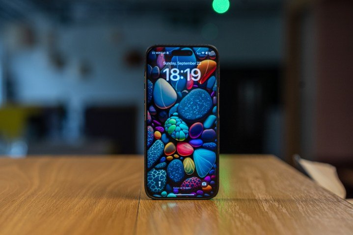 Thinborne iPhone 16 Pro case screen on