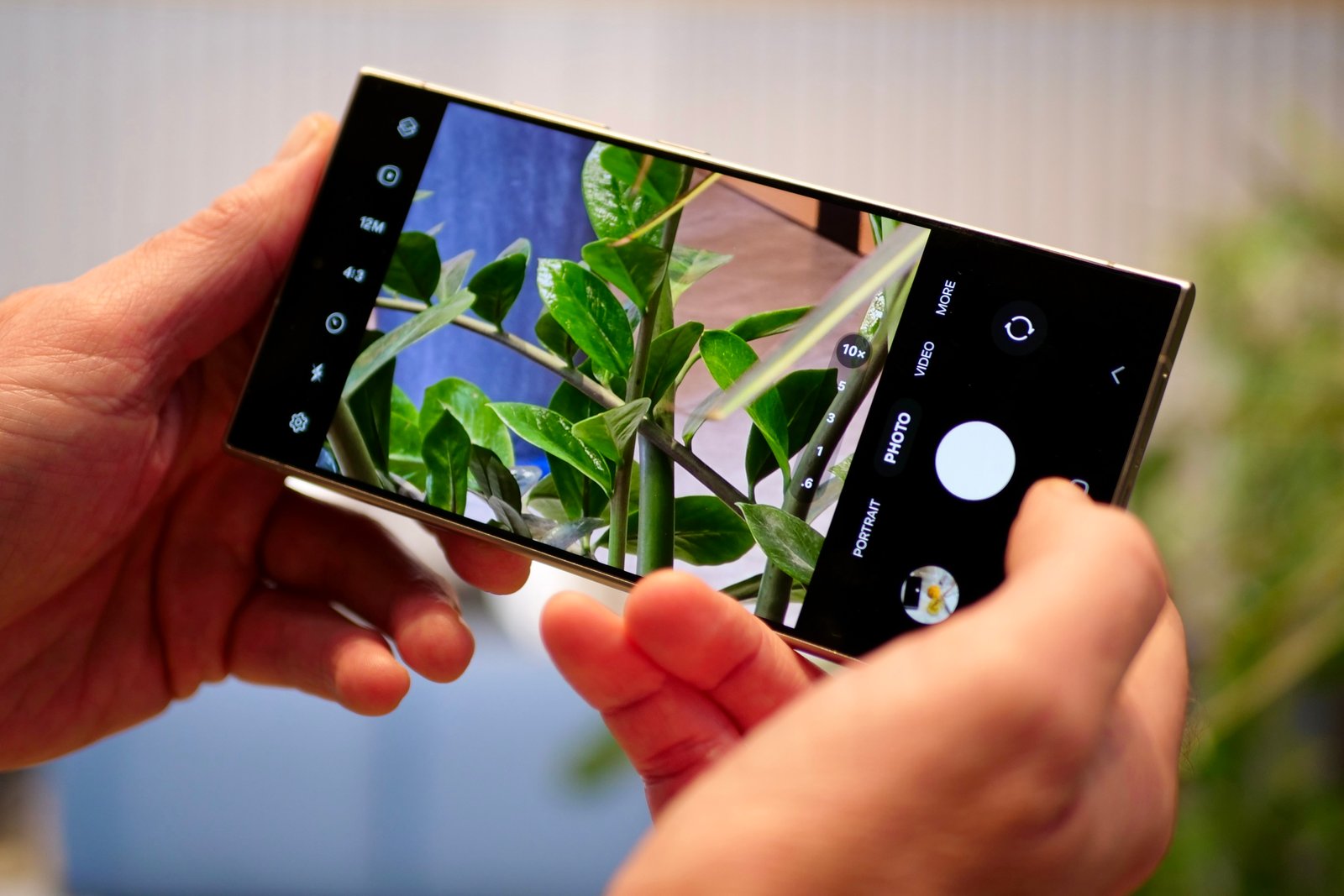 A 10x zoom photo on the Samsung Galaxy S24 Ultra's screen.