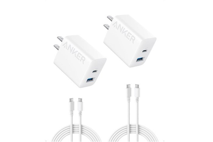 Anker dual-port power adapter