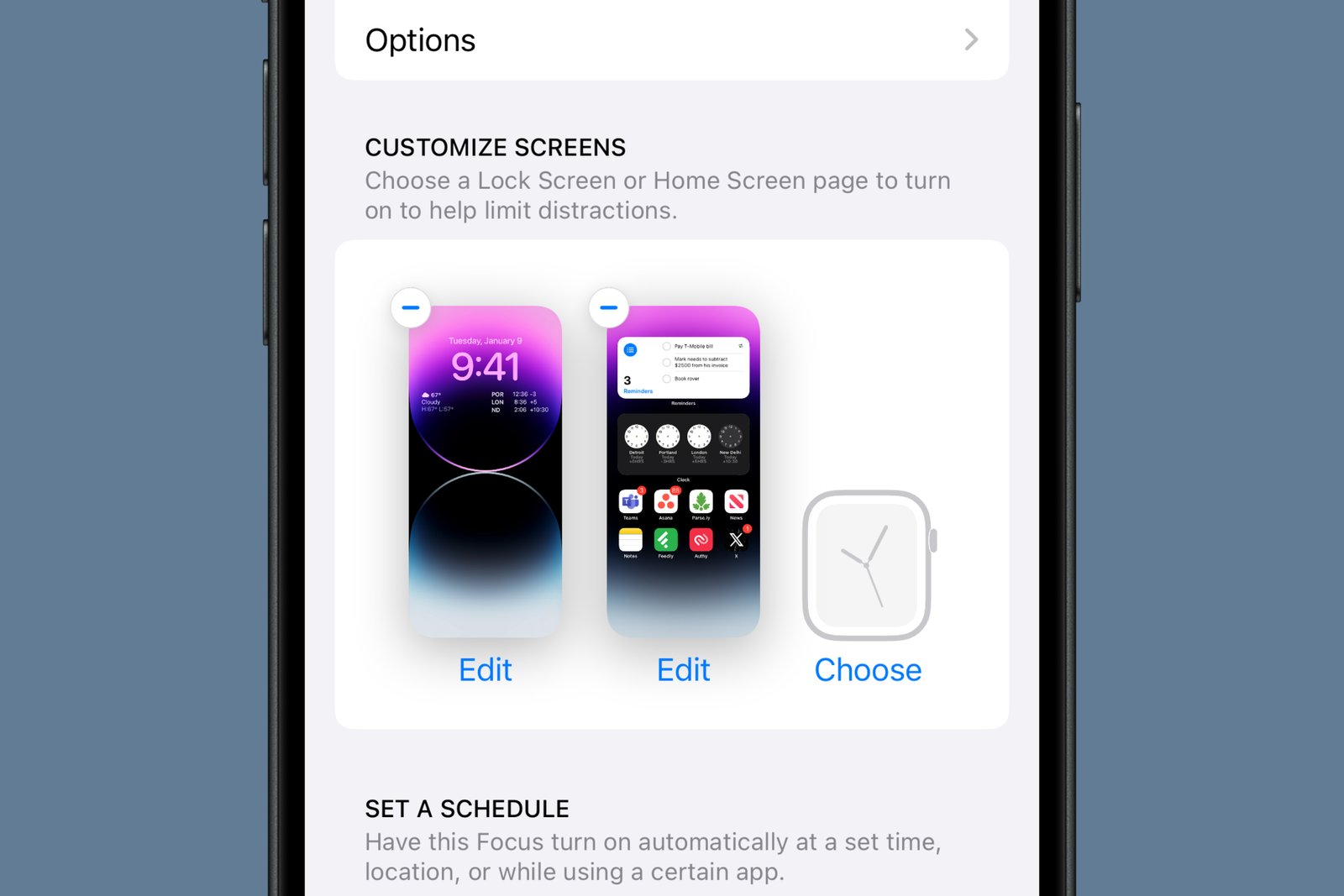 A screenshot of customizing home screens for a Focus mode in iOS.
