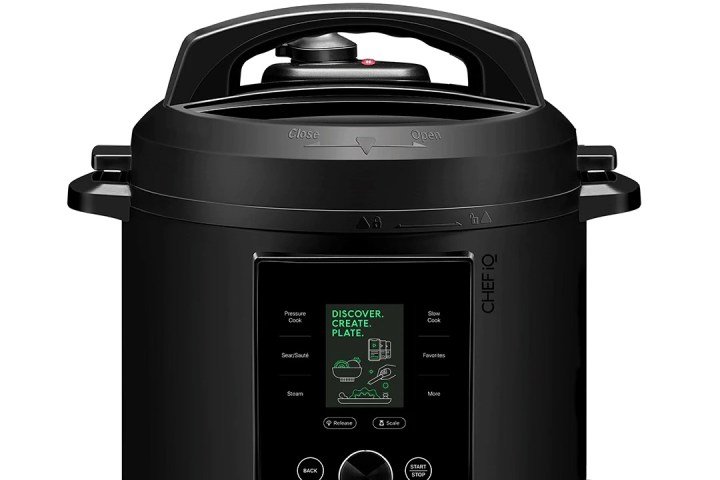 The Chef iQ Smart Cooker.