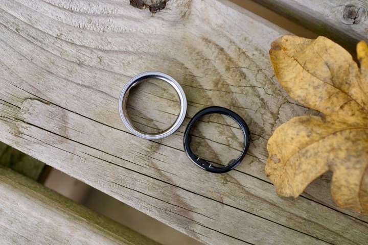 The Oura Ring 4 and the RingConn Gen 2.