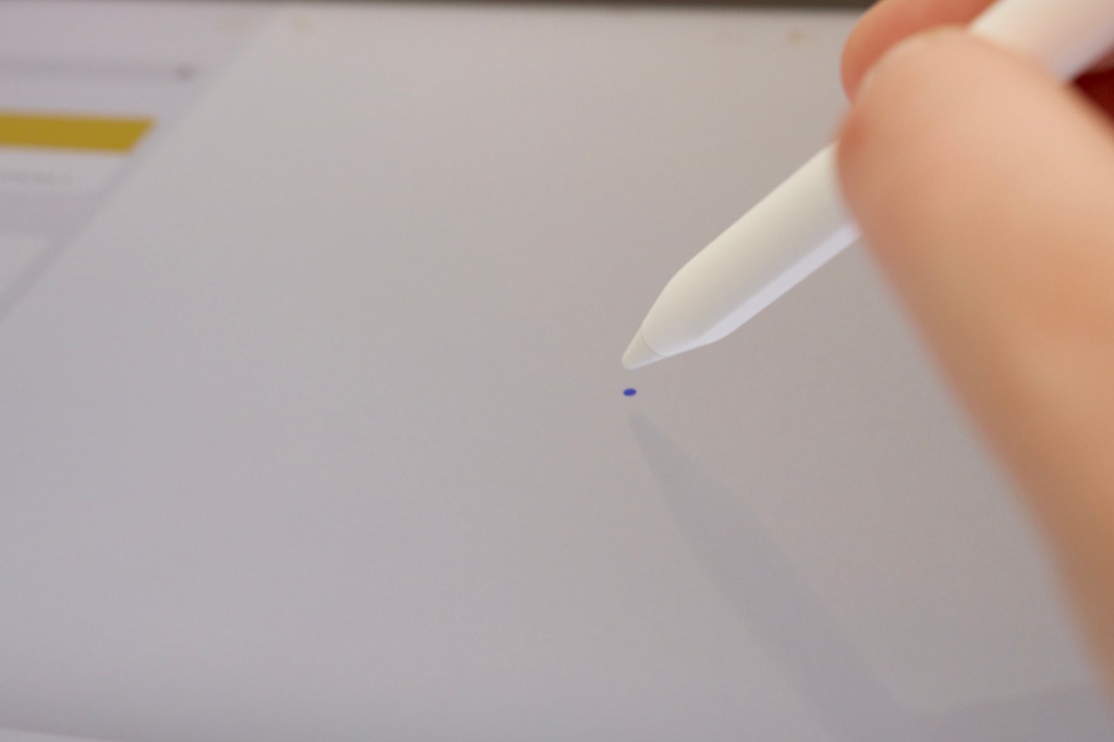 Apple Pencil hover on the iPad Pro (2022).
