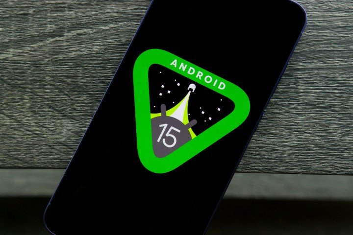 google just announced android 15 everything thats new logo on phone 2