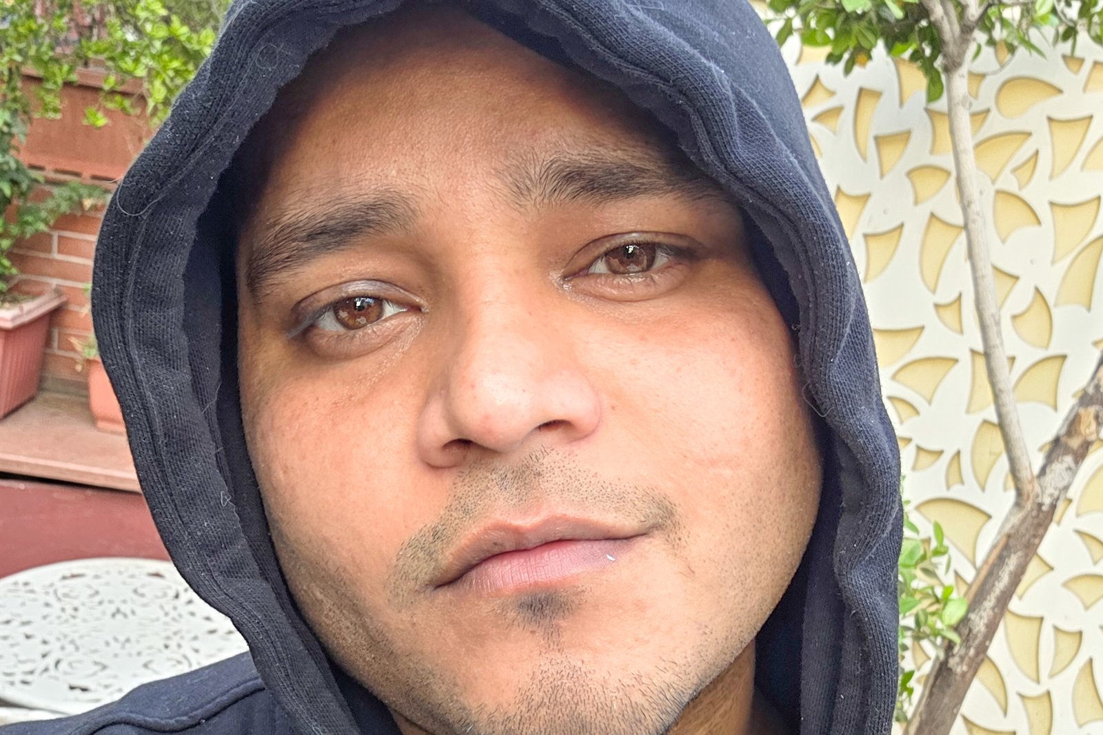 Selfie camera sample clicked by the Samsung Galaxy S25.
