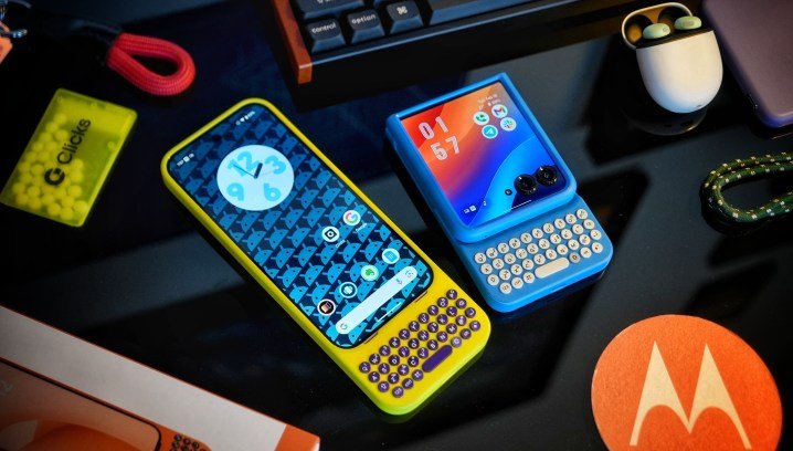 Clicks for the Pixel 9 Pro (left) and Motorola Razr+ 2024 (right)