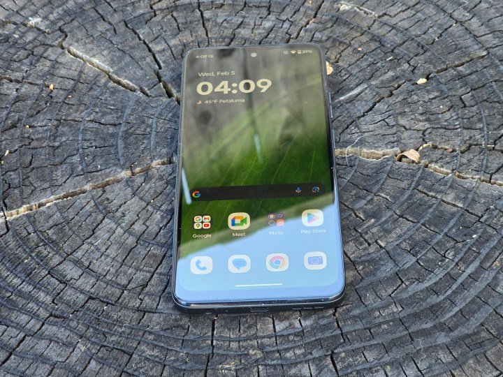 Moto G 2025 homescreen software