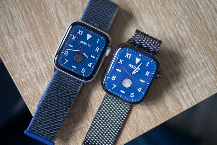 The Apple Watch SE 2 with the Apple Watch Series 10.