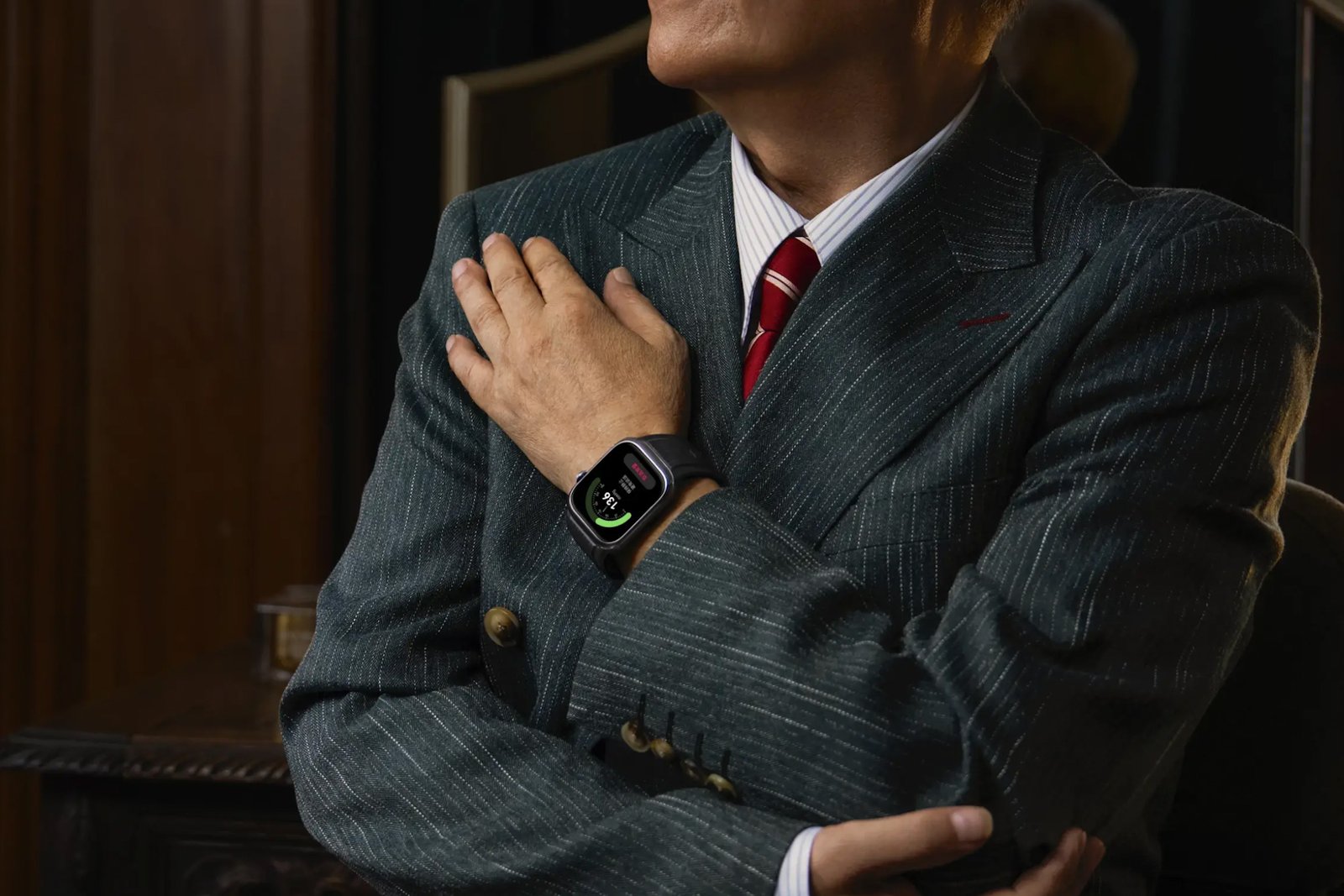 Person wearing Huawei Watch D2.
