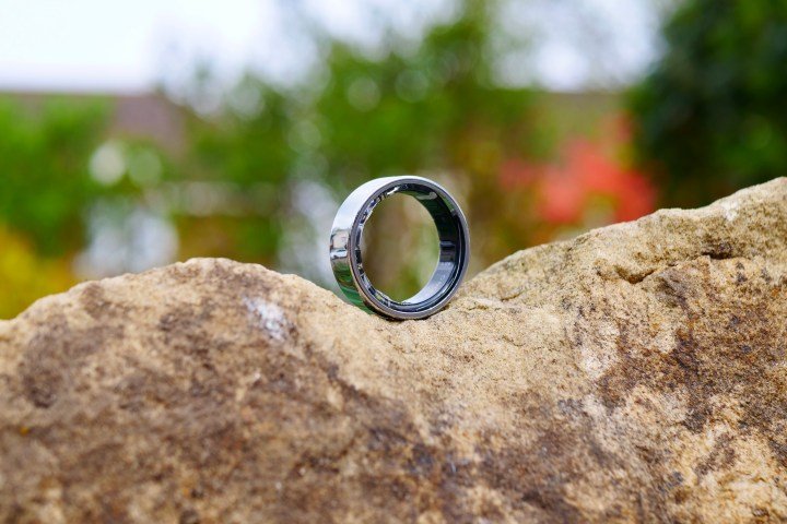 The Noise Luna Ring on a rock.