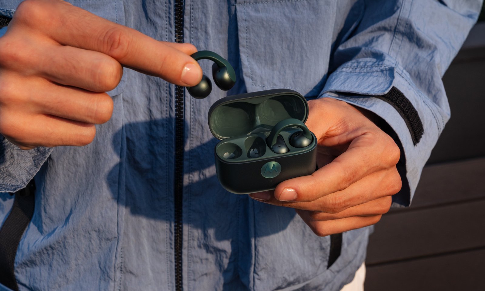 Motorola Buds Loop