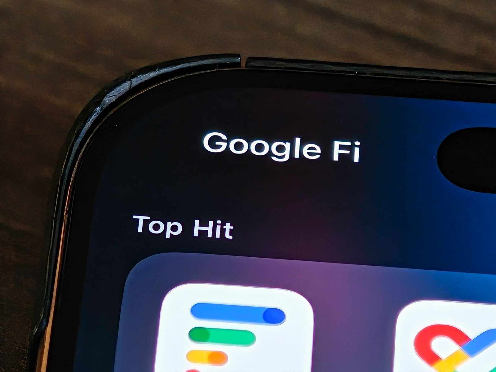 Google Fi Wireless carrier network name on an iPhone 16 Pro
