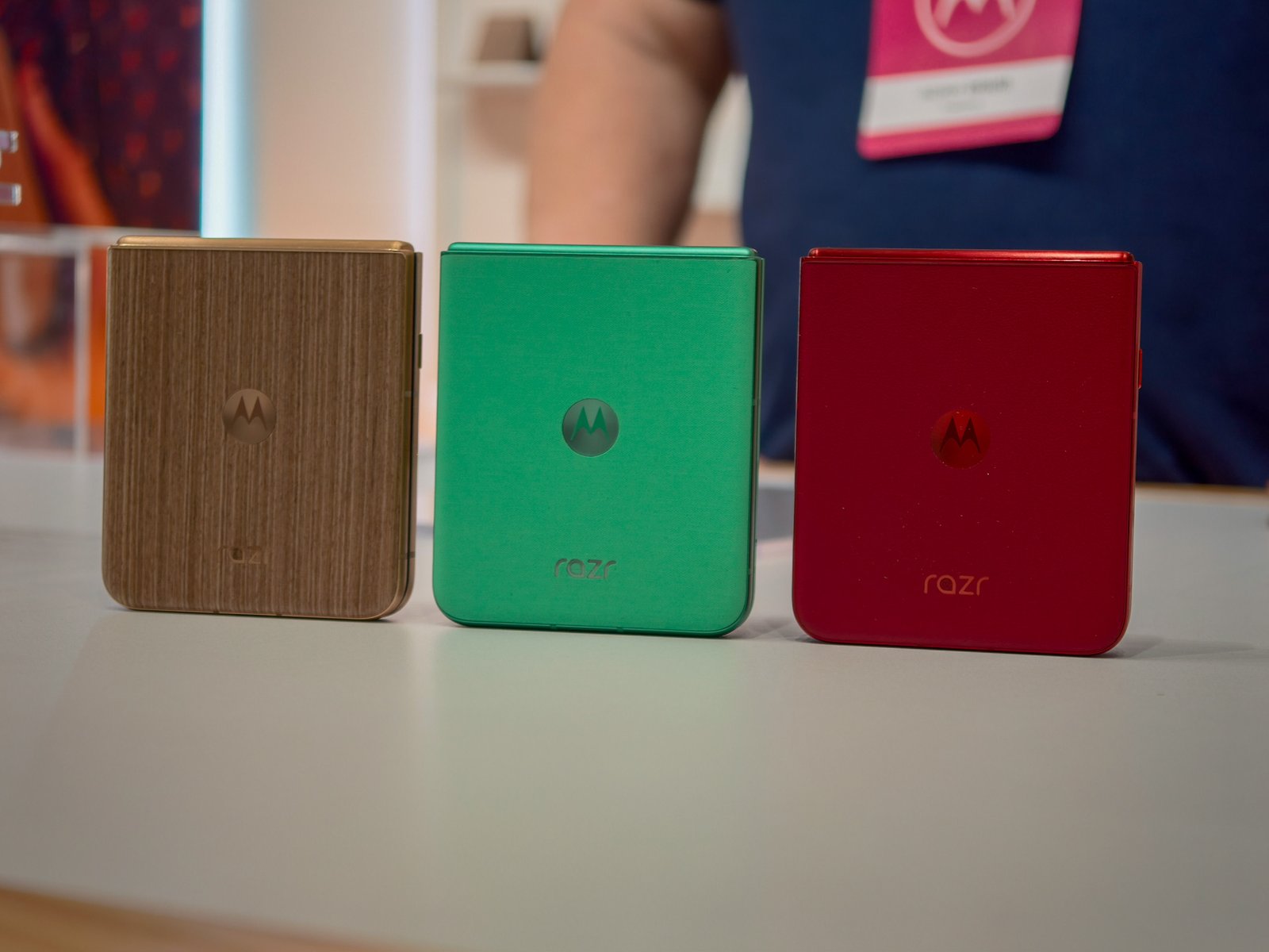 Moto Razr 2025 series colors and finishes