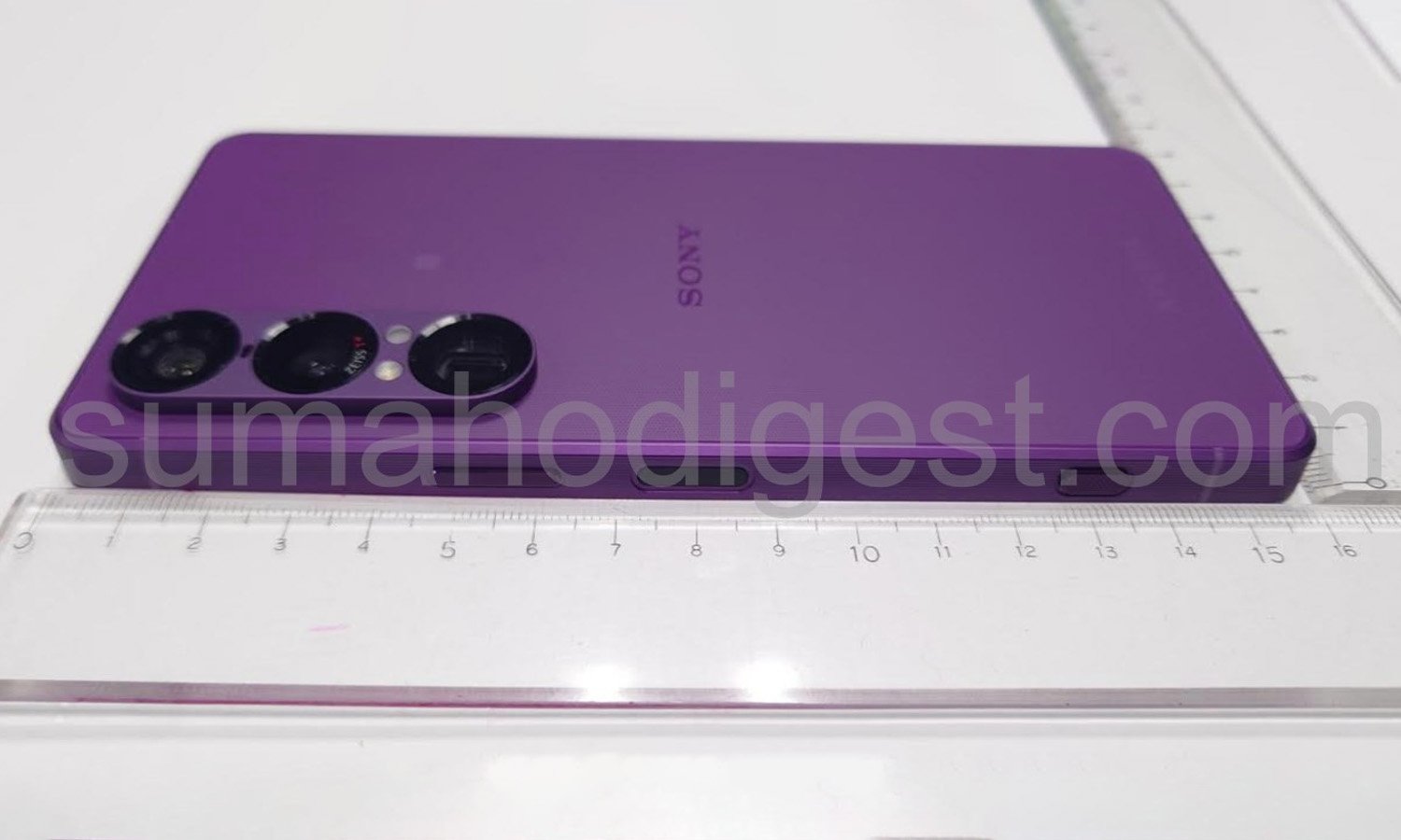 Sony Xperia VII