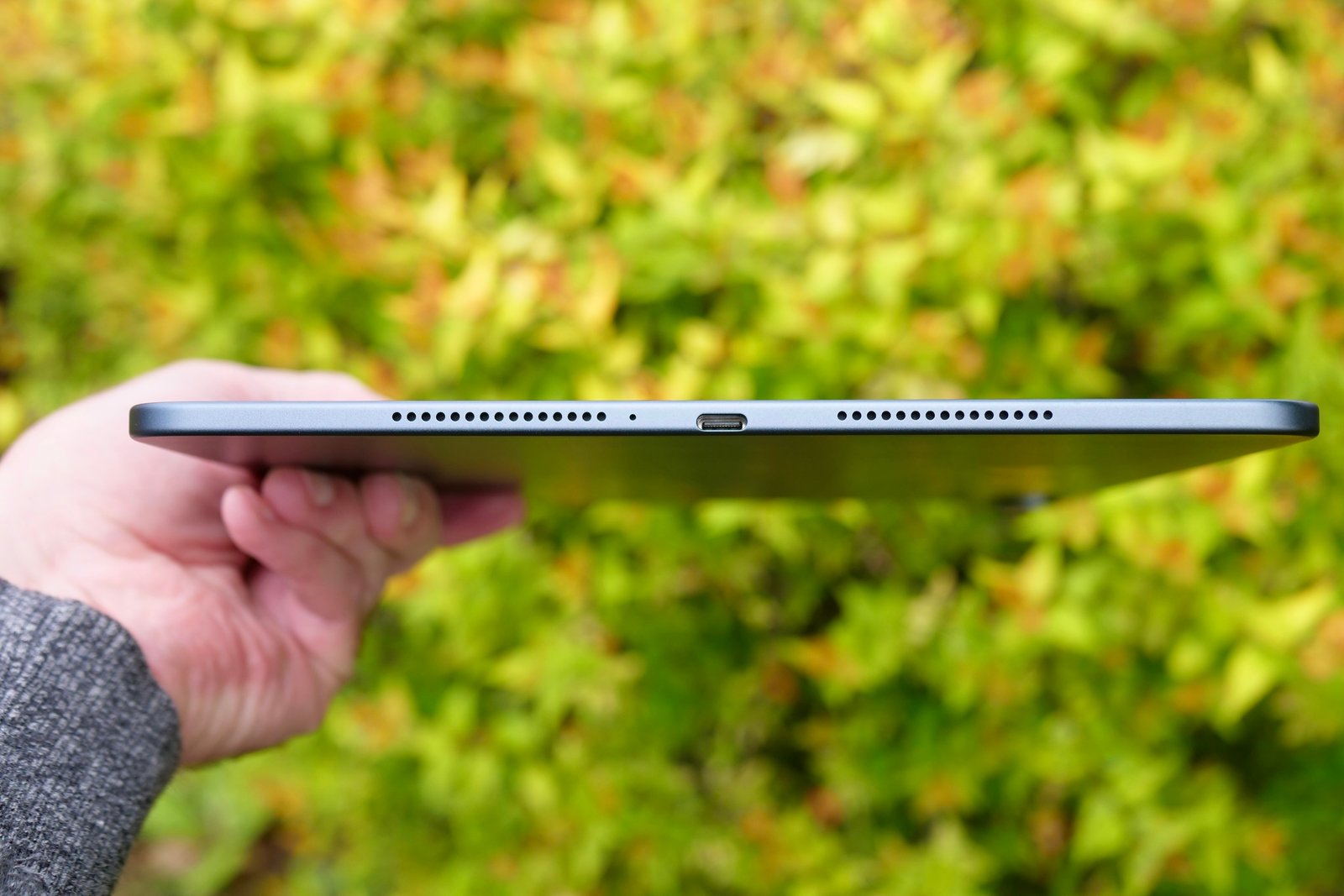 The OnePlus Pad 3's charging port.