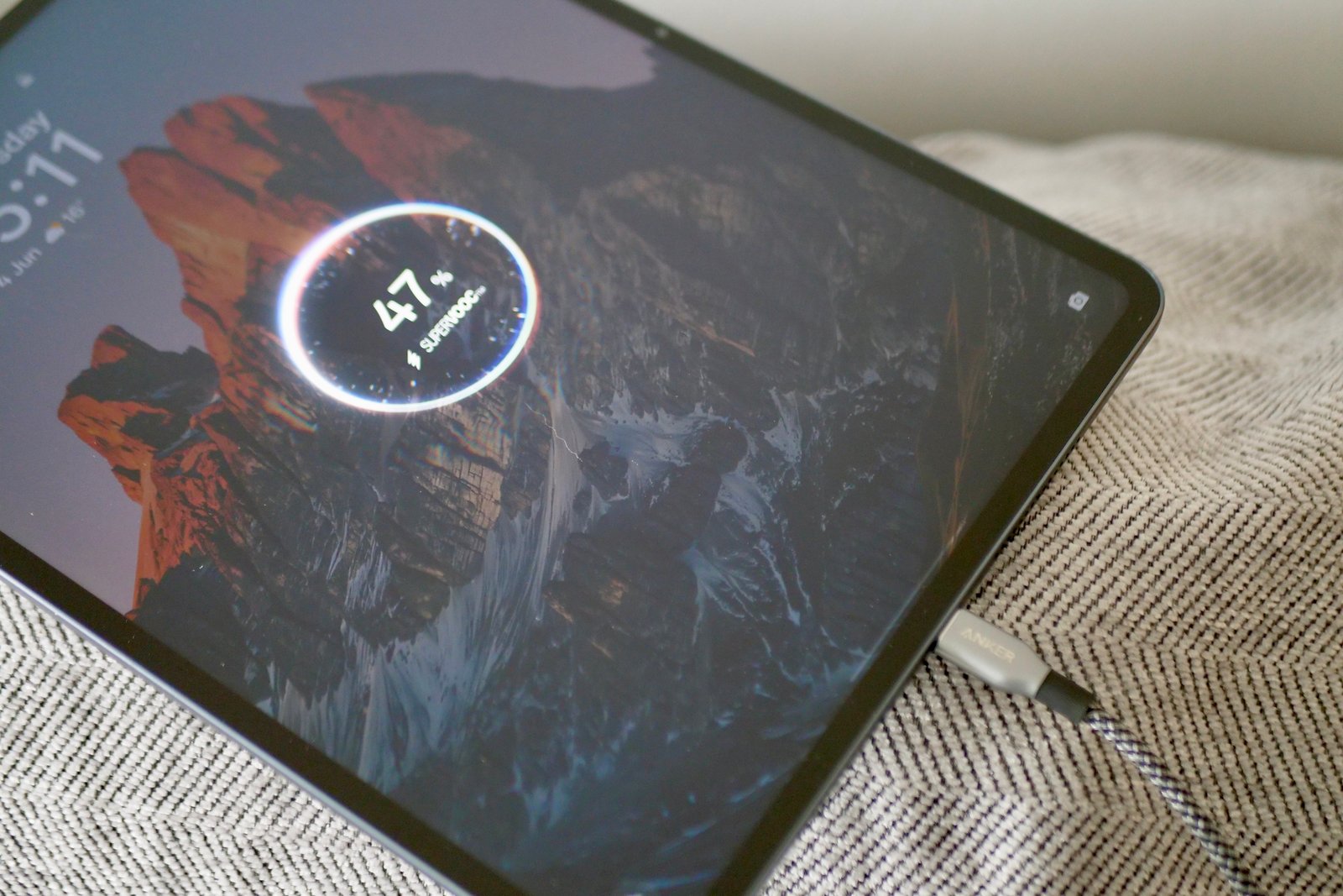 The OnePlus Pad 3 on charge.