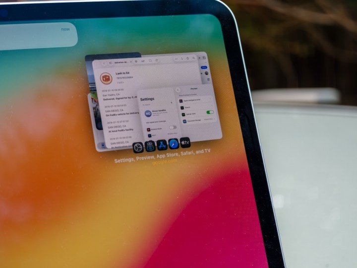 Several stacked windows in expose on iPadOS 26 developer beta 1 running on an iPad Pro M4 11-inch