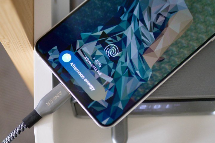The Samsung Galaxy S25 Edge on charge.