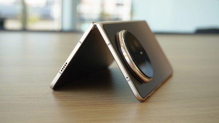 The top edges of the Magic V5, standing on a table