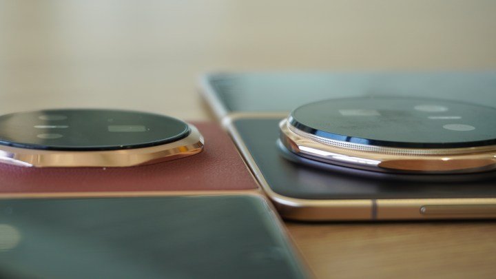 The camera bumps of the Magic V5 and Magic V3 foldable phones