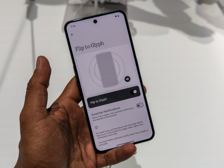 The Glyph Interface menu on the Nothing Phone 3 in white
