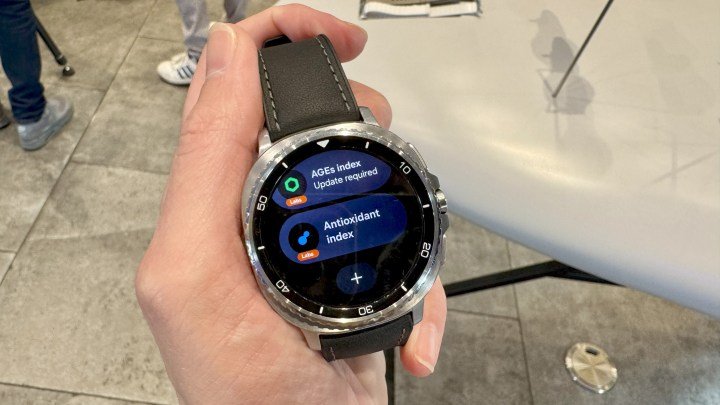Watch 8 classic with new UI