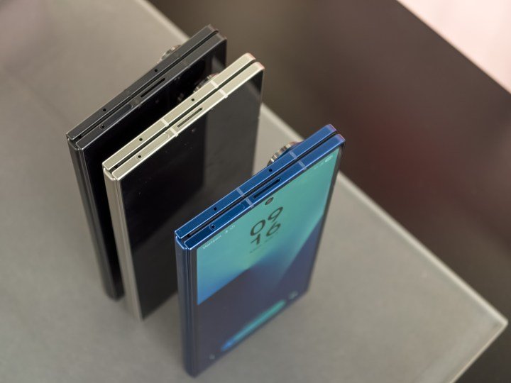 The thickness of the Galaxy Z Fold 7