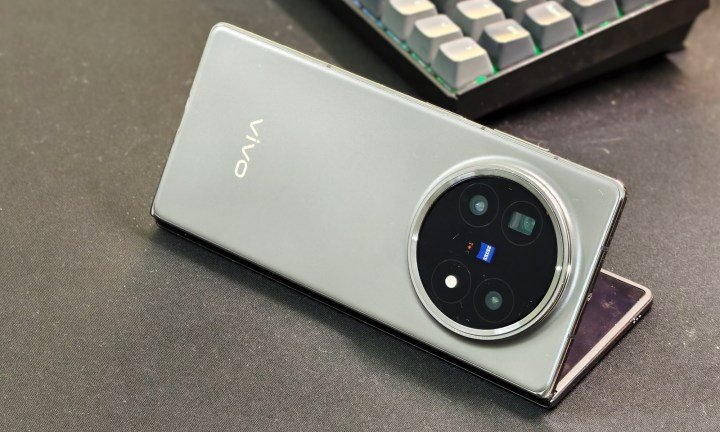 Camera module on Vivo X Fold 5 foldable phone.