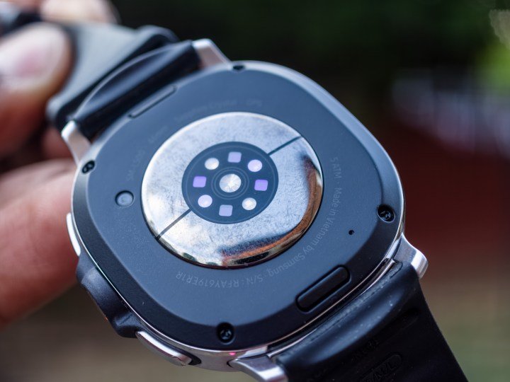Sensors on the underside of the Galaxy Watch 8 Classic