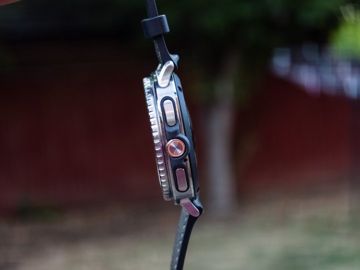 The side buttons on the Galaxy Watch 8 Classic