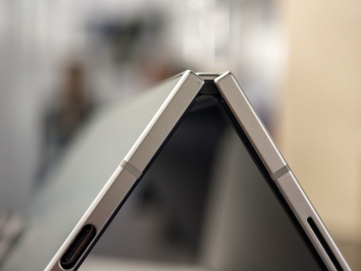 Close up of the hinge on the Galaxy Z Fold 7