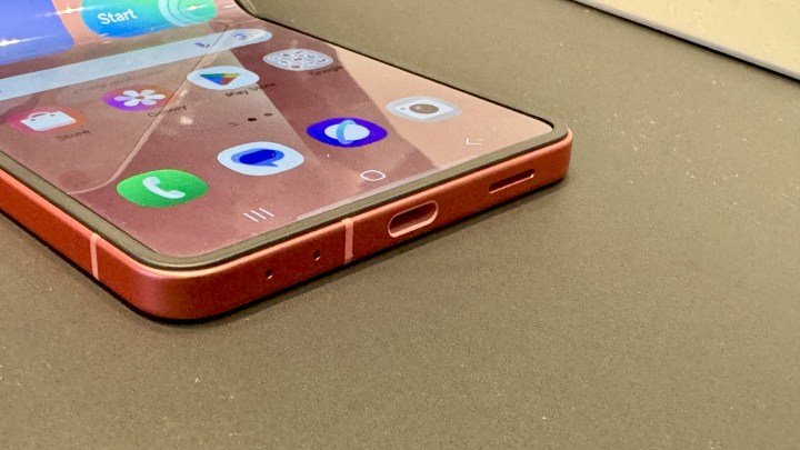 The bottom side of the Z Flip 7